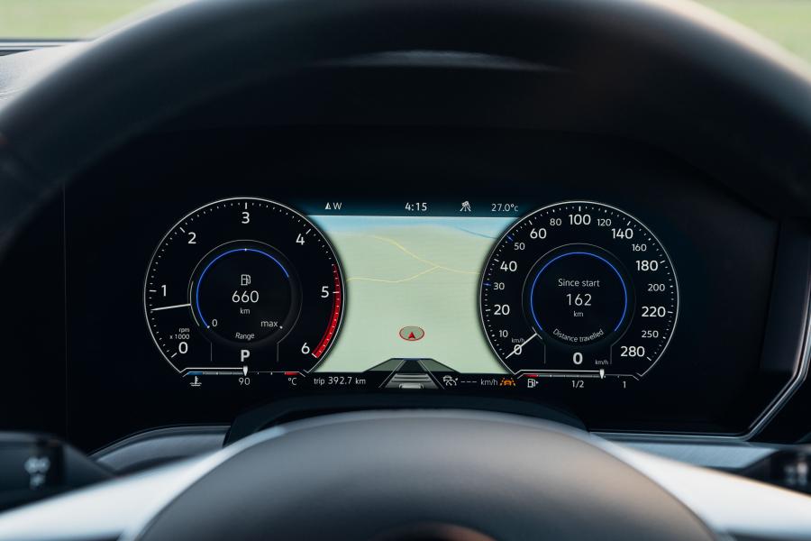 Панель приборов Volkswagen Touareg Launch Edition 2019 года  (AU) (фото 4 из 24)